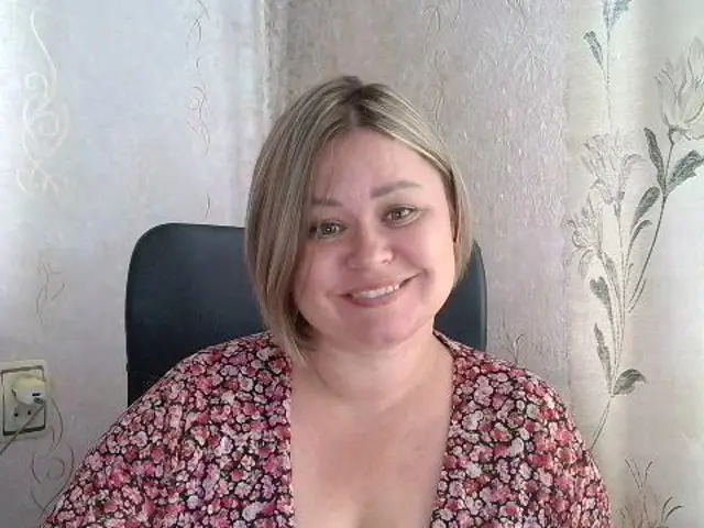 ScarletFlame live webcam
