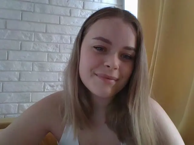 VelvetMiraa live webcam